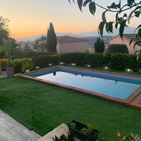 Rinesa Ii Apartamento *